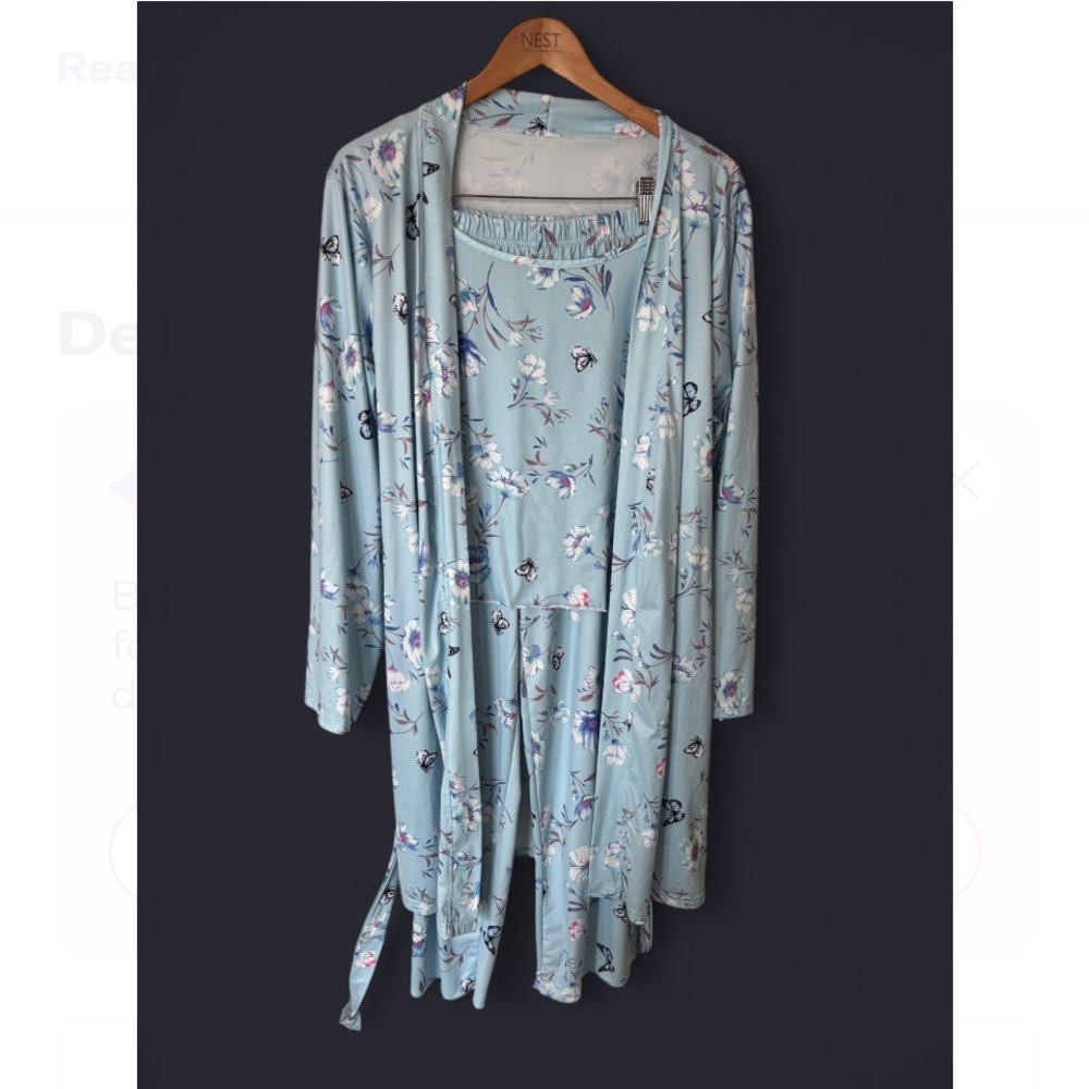NEST Fragrances Women's Floral Sleepwear Set - Blue